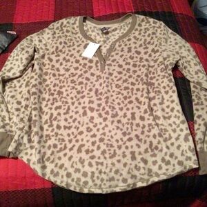Womens NWT Jaclyn Intimates Leopard Sleep Set